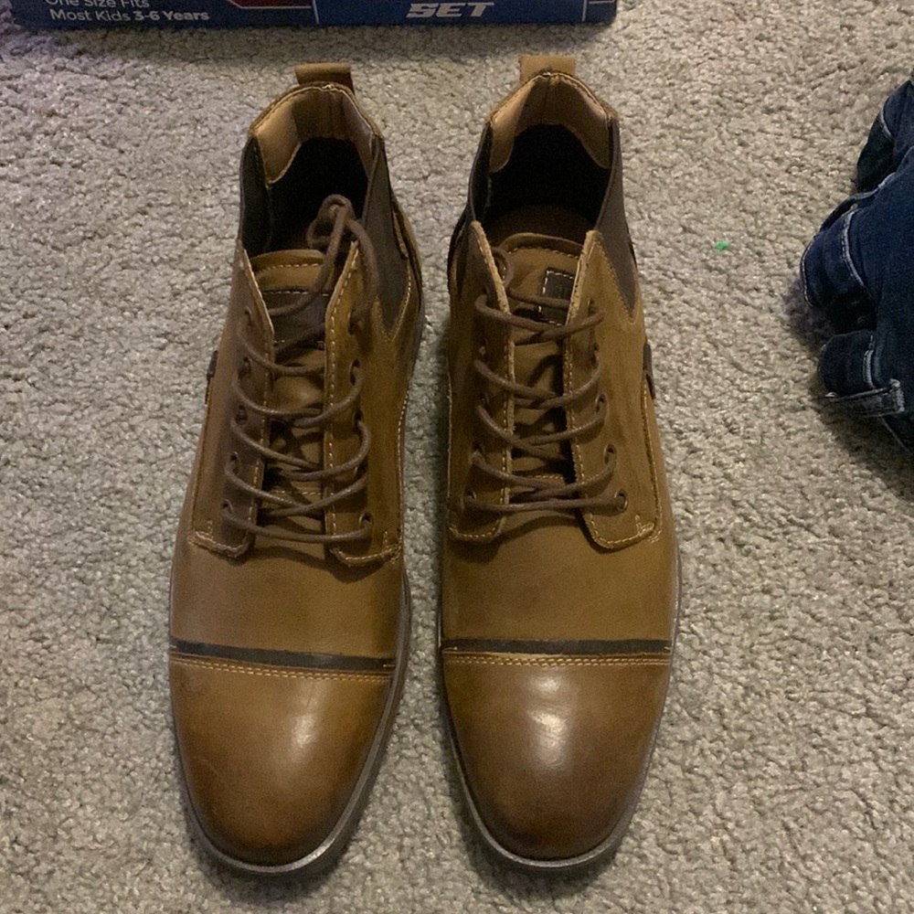 Steve Madden boots